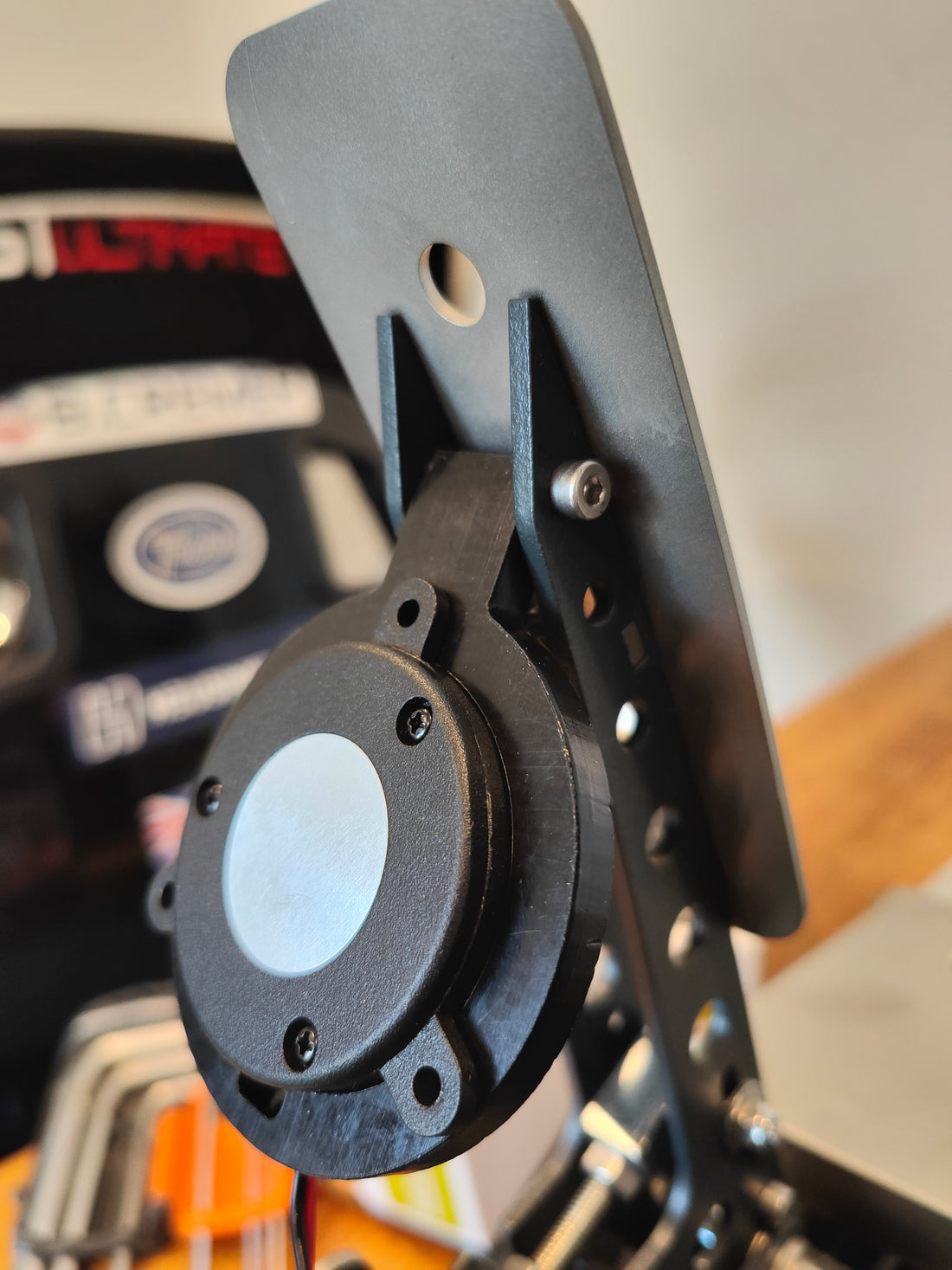 UPDATE: Heusinkveld Sprint Haptic Pedal Mounts